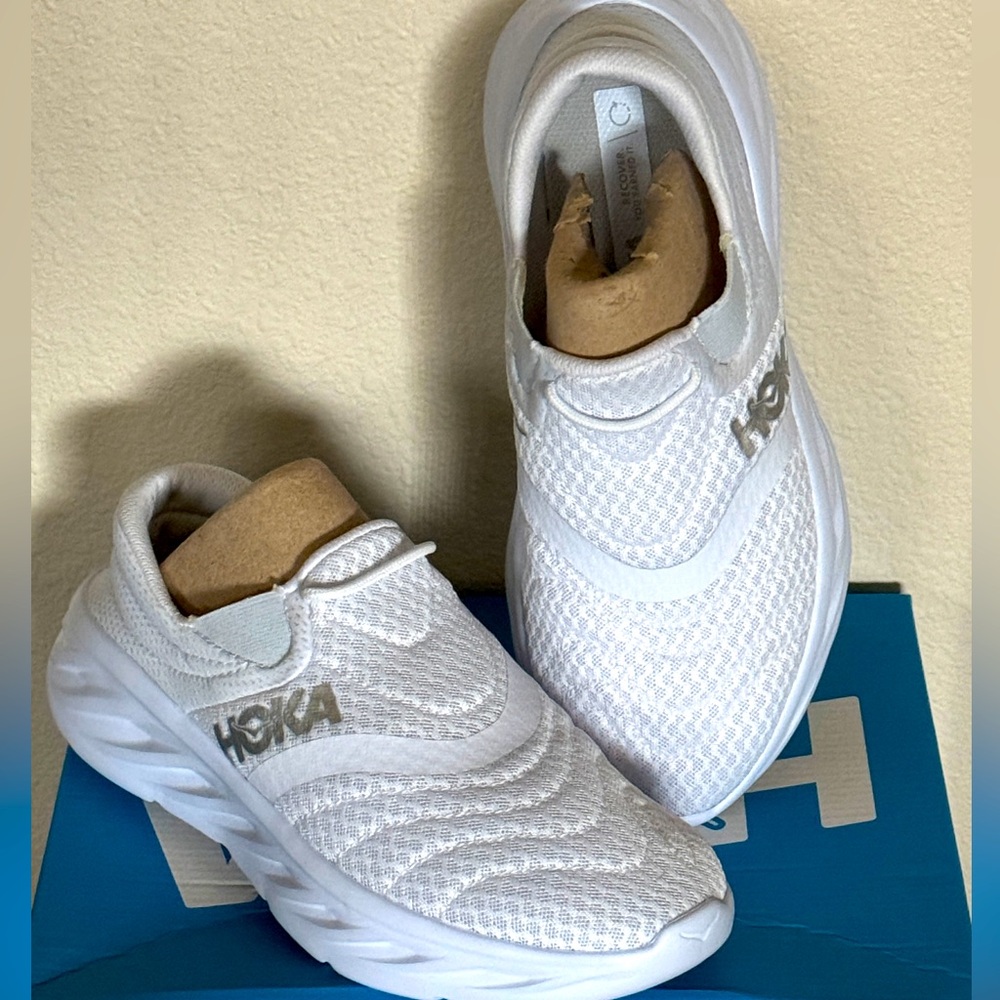 Like New Hoka One One Ora Recovery Shoe 2